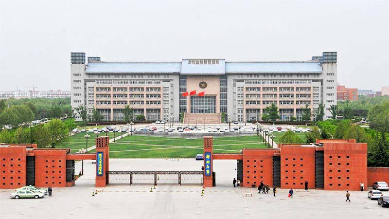 長城科工貿(mào)儀器走進(jìn)鄭州大學(xué)化學(xué)實驗室